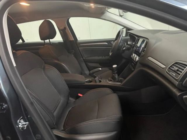 Renault Megane Business Line Combi TCe 140