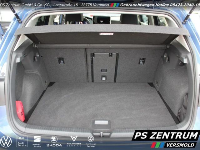 Volkswagen Golf 1.5 TSI Golf VIII Life