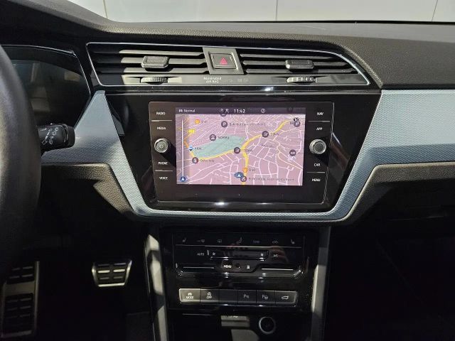 Volkswagen Touran 1.5 TSI DSG