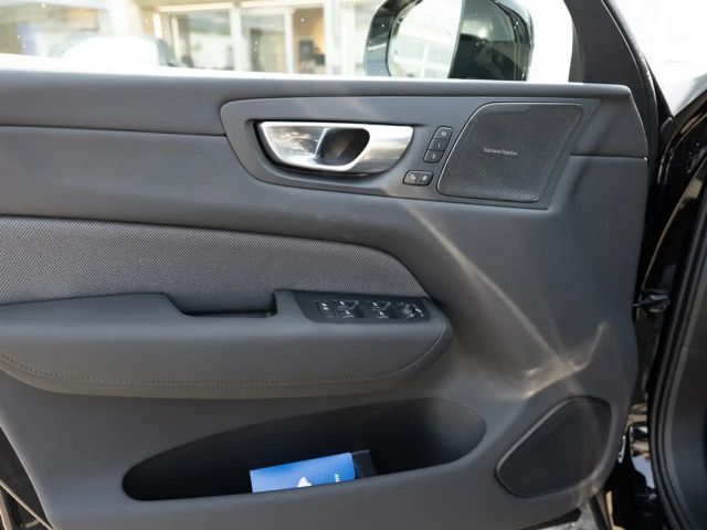 Volvo XC60 AWD Plus T8