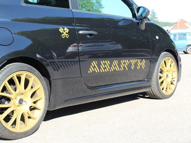 Abarth 695 70th Anniversario