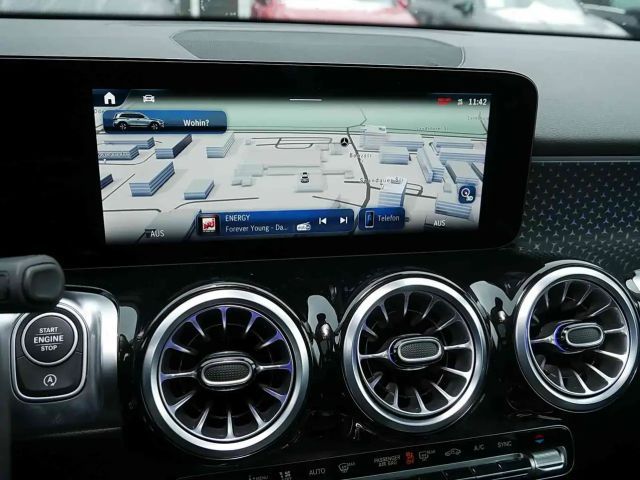 Mercedes-Benz GLB 220 4MATIC Progressive