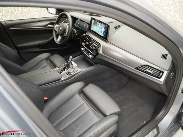 BMW 530 530d Touring xDrive