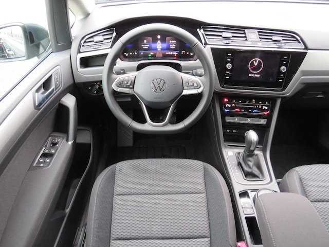 Volkswagen Touran 1.5 TSI DSG R-Line