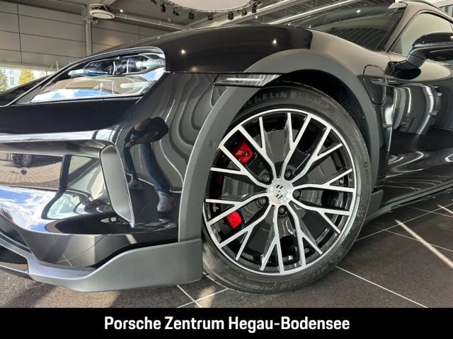 Porsche Taycan 4S Cross Turismo