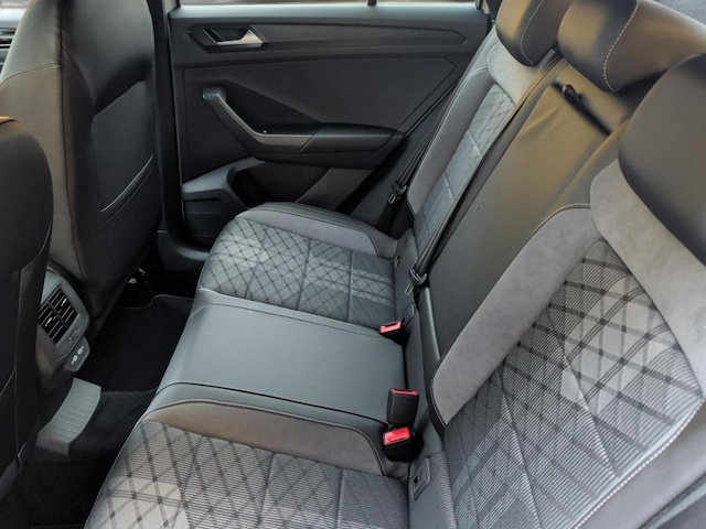 Volkswagen T-Roc 2.0 TSI DSG R-Line