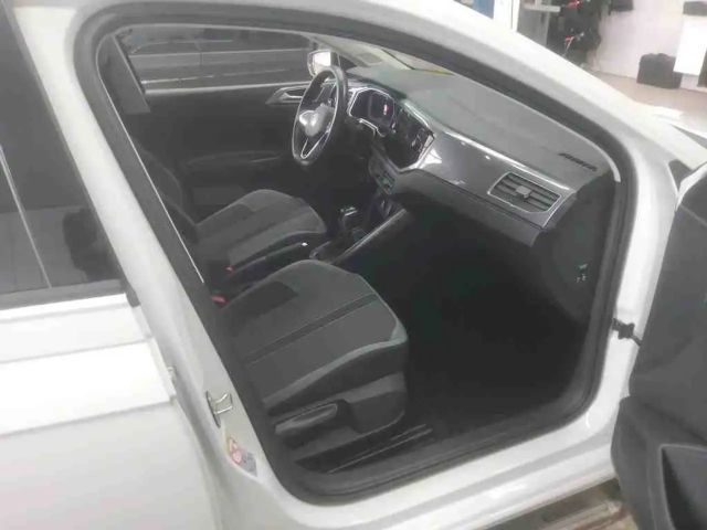 Volkswagen Polo 1.0 TSI DSG Style