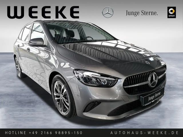 Mercedes-Benz B 180 Progressive Sedan