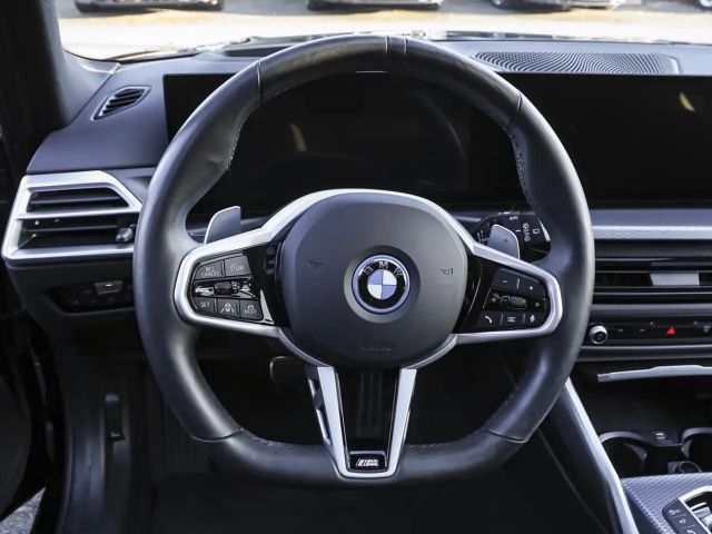 BMW 330 330e M-Sport Touring xDrive