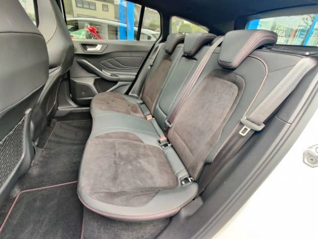 Ford Focus ST Line Wagon