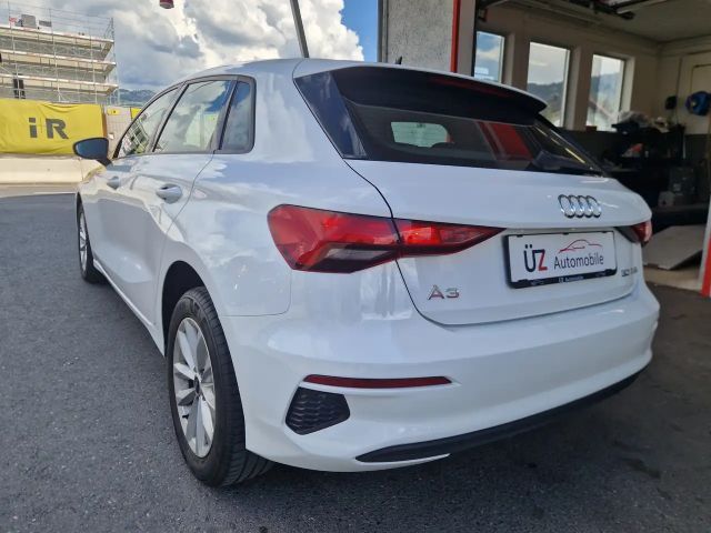 Audi A3 30 TFSI Sedan