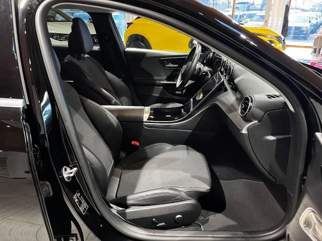 Mercedes-Benz C 220 AVANTGARDE C 220 d Estate