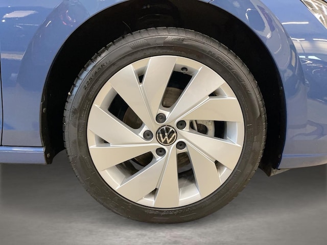 Volkswagen Golf 1.5 eTSI DSG Golf VIII Variant