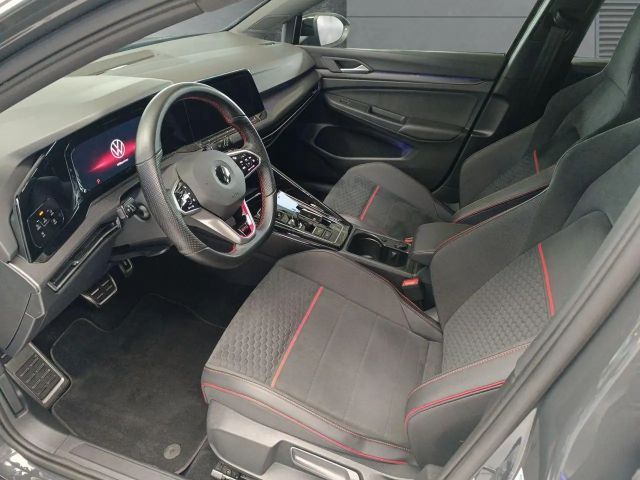 Volkswagen Golf 2.0 TSI DSG