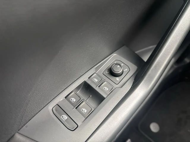 Volkswagen T-Cross 4Me TSI