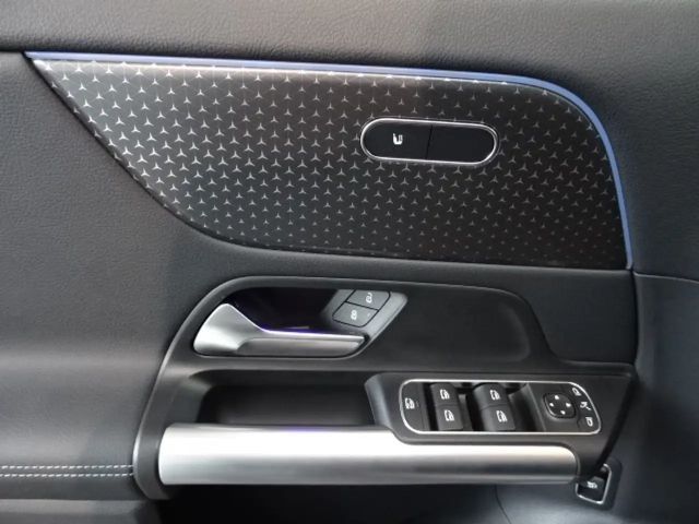 Mercedes-Benz GLA 200 Progressive