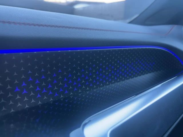 Mercedes-Benz EQB 300 4MATIC AMG Line