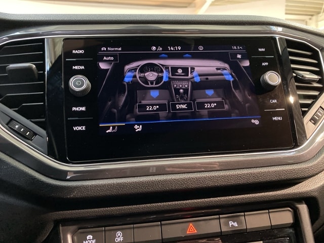 Volkswagen T-Roc 1.5 TSI DSG R-Line