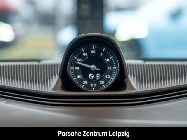 Porsche Taycan Black Edition Sport Turismo