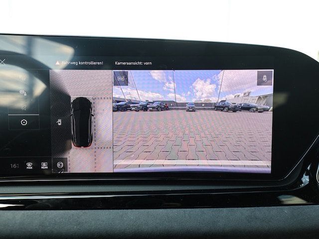 Audi A6 Avant Quattro S-Tronic