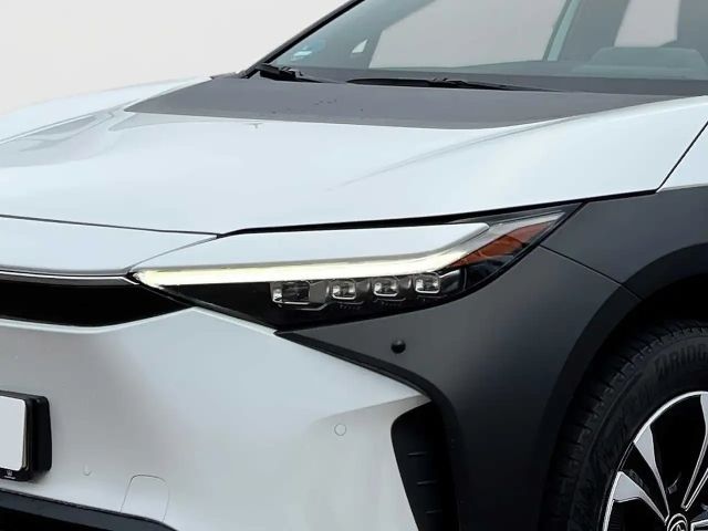 Toyota bZ4X 4x2 Team D