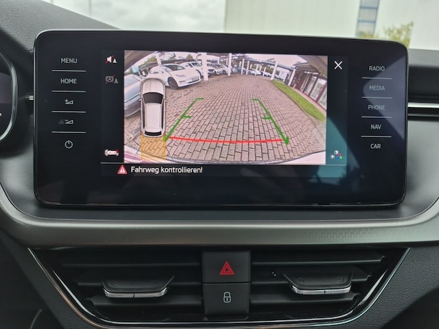 Skoda Kamiq TSI DSG KAMERA+LED+NAVI+APP+GRA+SITZHZG+ALU!