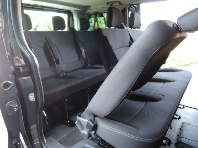 Renault Trafic Combi dCi 150