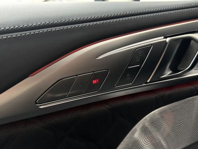 BMW M8 Competition Coupé xDrive