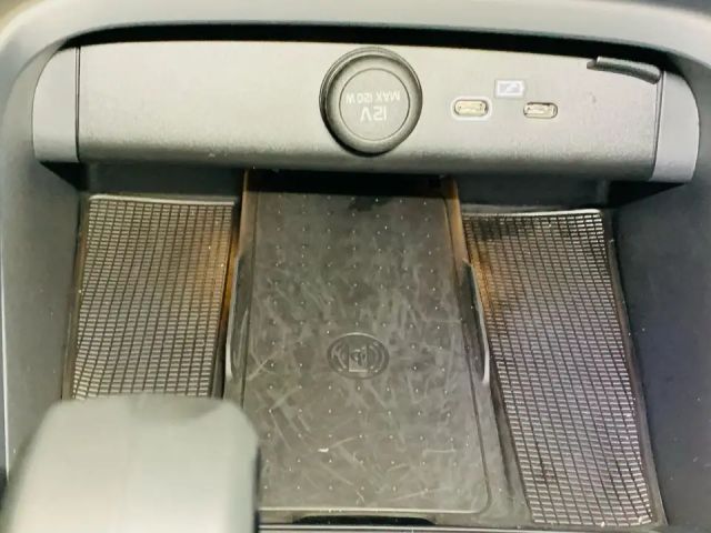 Volvo XC40 B3 B Aut Leder Navi BLIS ACC PILOT 360° Pix