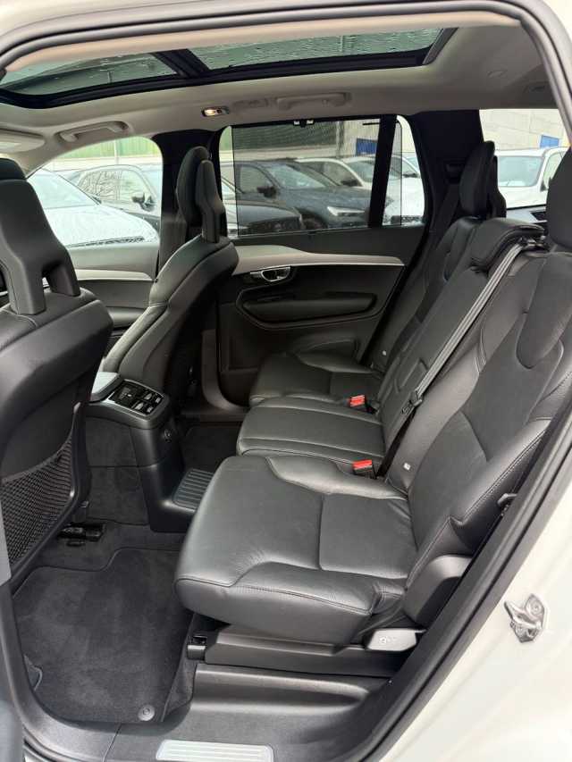Volvo XC90 AWD T8