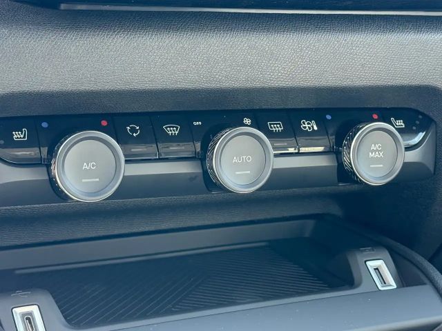 Citroën C4 Hybrid Max