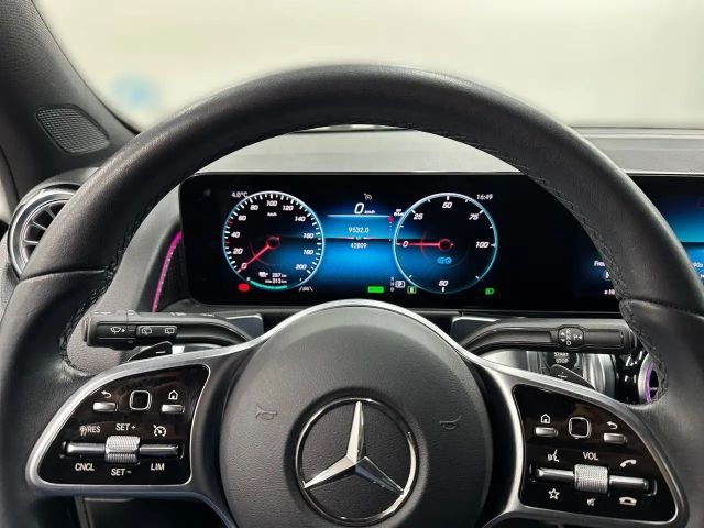 Mercedes-Benz EQB 300 4MATIC