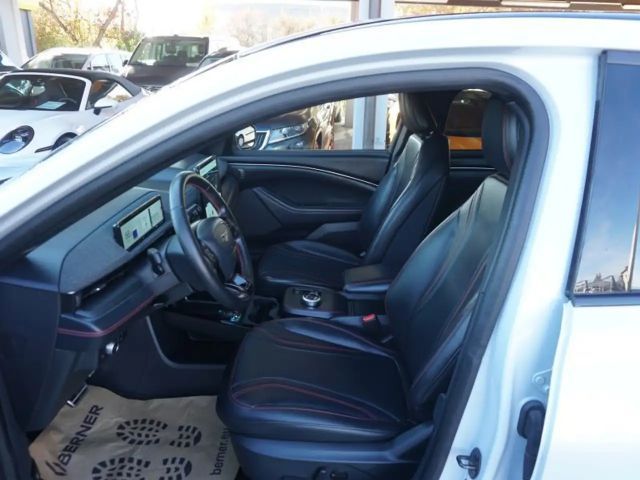 Ford Mustang Mach-E AWD Extended range