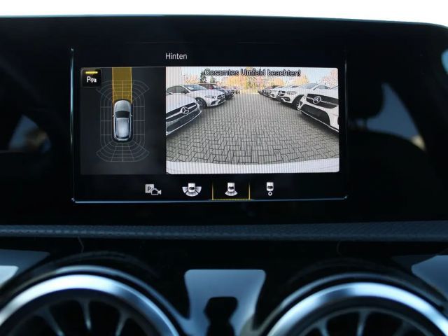 Mercedes-Benz A 180 /Sitzhzg/Kamera/Navi/Spur/Tempomat/AHK