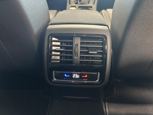 Volkswagen Passat 2.0 TDI Business DSG Variant