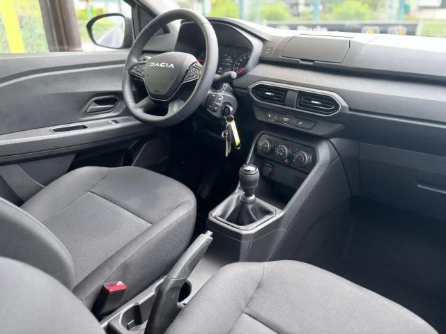 Dacia Sandero mit Klima, DAB & Bluetooth Klima Einparkhilfe