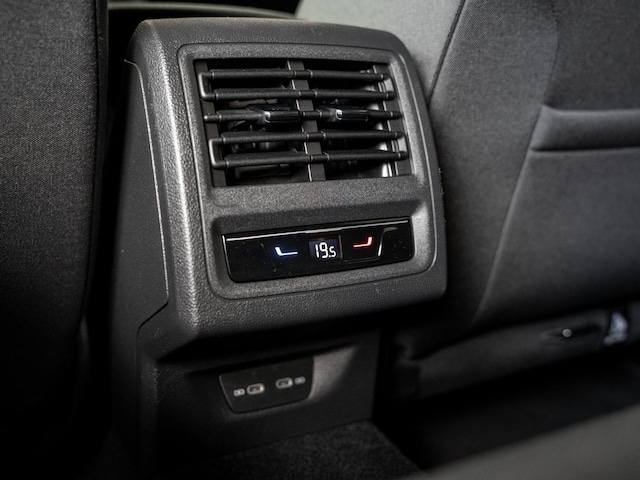 Volkswagen Golf 2.0 TSI DSG