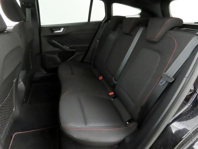 Ford Focus ST Line Wagon