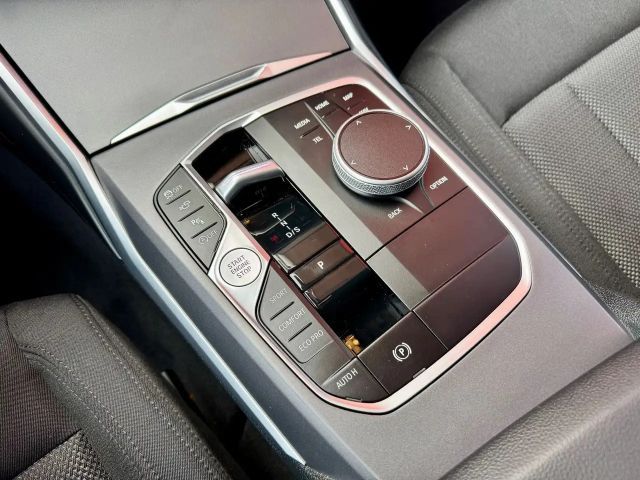 BMW 320 320i Touring