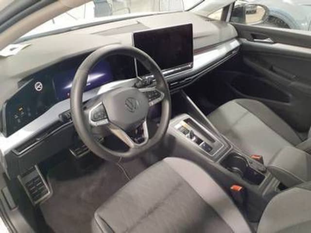 Volkswagen Golf 1.5 eTSI DSG Golf VIII