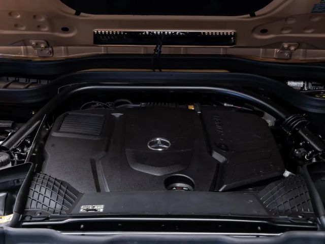 Mercedes-Benz G 450 G450d STRONGER THAN THE 1980s 1 of 460