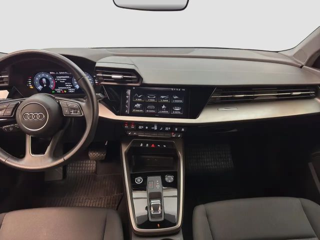 Audi A3 30 TFSI Sedan