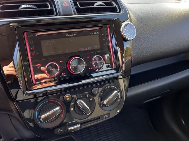 Mitsubishi Space Star Star