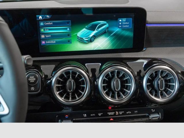 Mercedes-Benz CLA 200 Shooting Brake