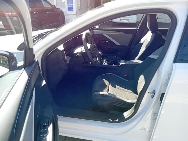 Opel Astra 1.2 Turbo Enjoy Turbo