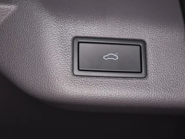 Volkswagen Multivan 2.0 TSI DSG Lang T7