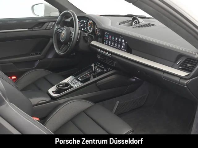 Porsche 992 4 Carrera Coupé GTS