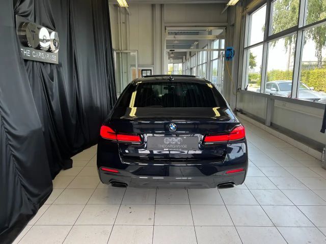 BMW 530 530d M-Sport Sedan