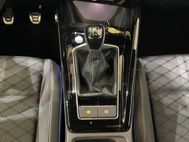 Volkswagen Golf 1.5 TSI R-Line