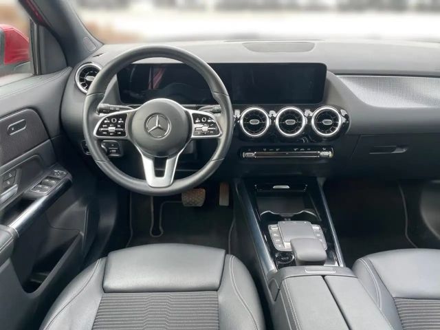 Mercedes-Benz GLA 180 Progressive